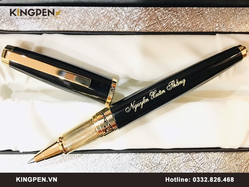 Đặt bút ký khắc tên theo yêu cầu