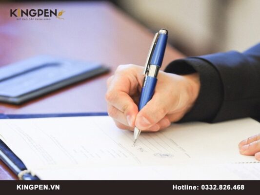 Ký tên trước hay ghi tên trước