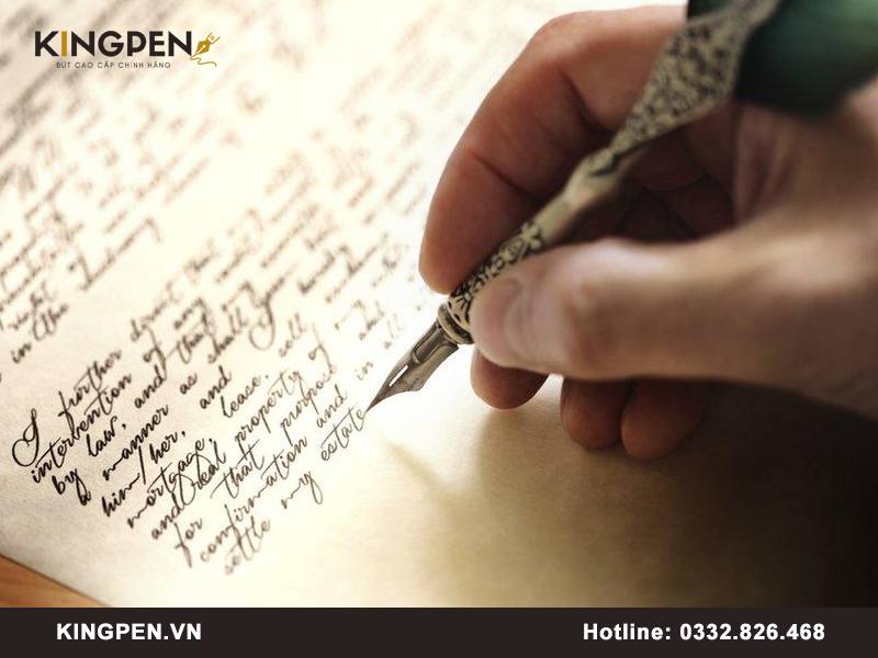 Luyện viết chữ đẹp bằng bút mực cho nét chữ chuẩn