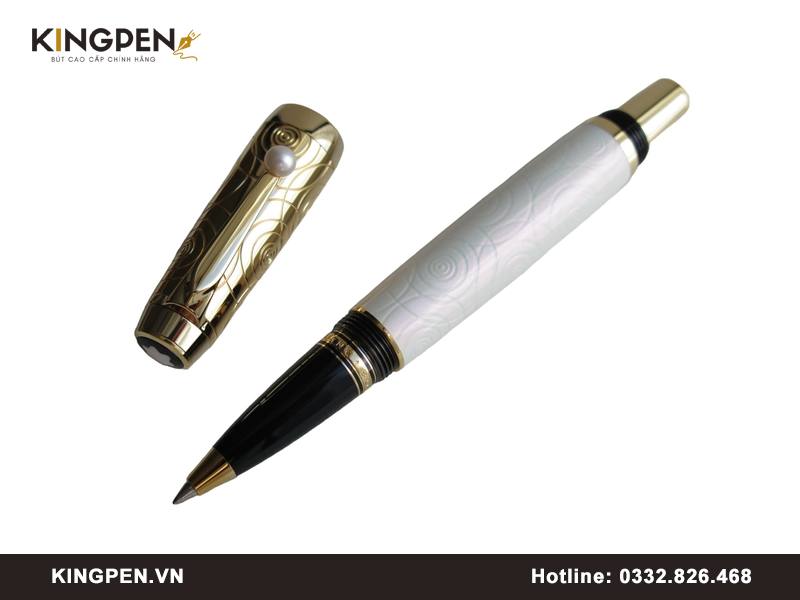 Bút Montblanc cho ký hợp đồng bền đẹp theo thời gian